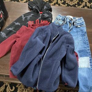 Lot of boys 4T clothes gently worn